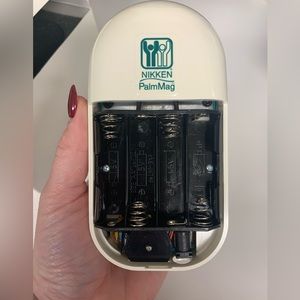 Nikken Palm Mag 1000